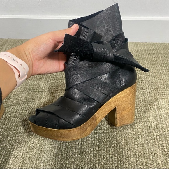 Free People Black Leather Clog Boot Size 36 (US 6) - Picture 6 of 9